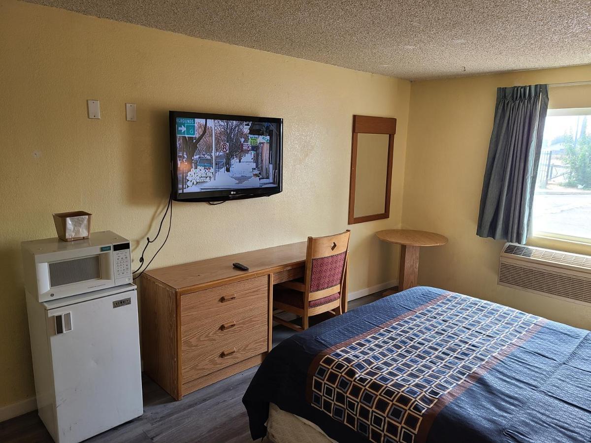 Travelodge By Wyndham Stockton Eksteriør billede